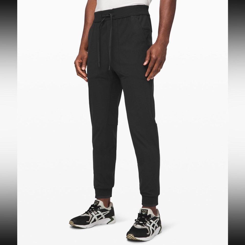 Lululemon Men’s ABC Jogger - black medium
